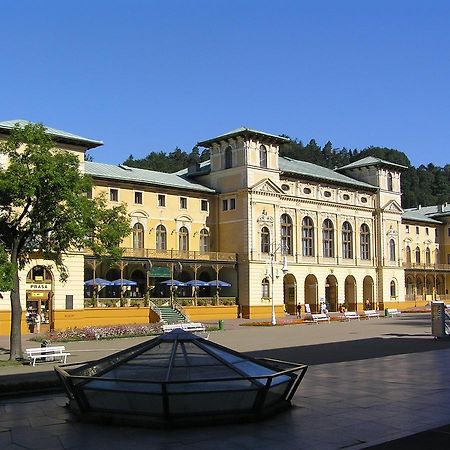Hotel Stary Dom Zdrojowy Krynica-Zdrój Exterior foto